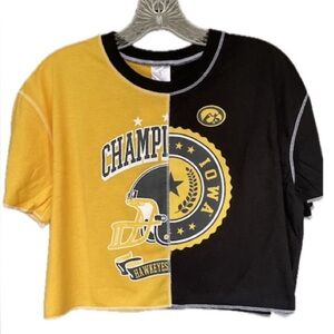 Iowa Hawkeyes topstitch crop top